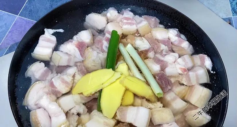 红烧肉做的不香怎么办,做的红烧肉肥肉软烂但是瘦肉发柴