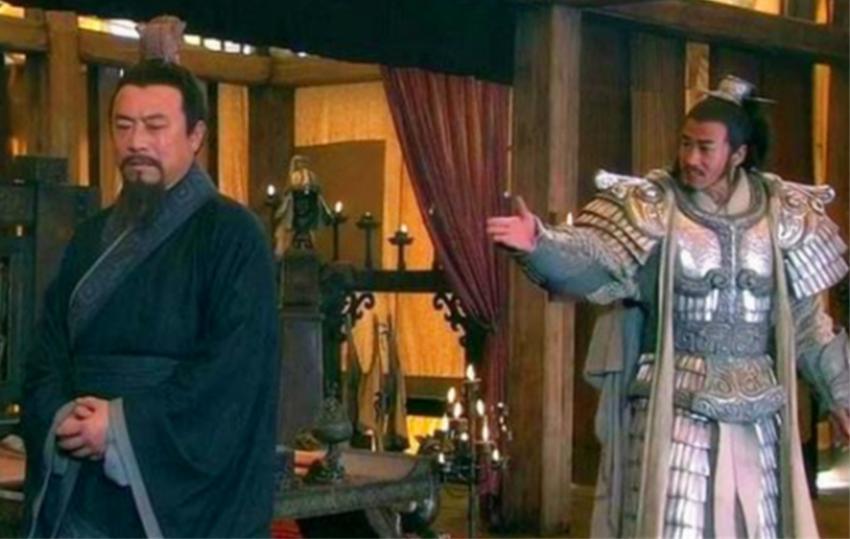 一再坑害侄儿项羽的项伯，真的是一个“吃里扒外”的小人吗？