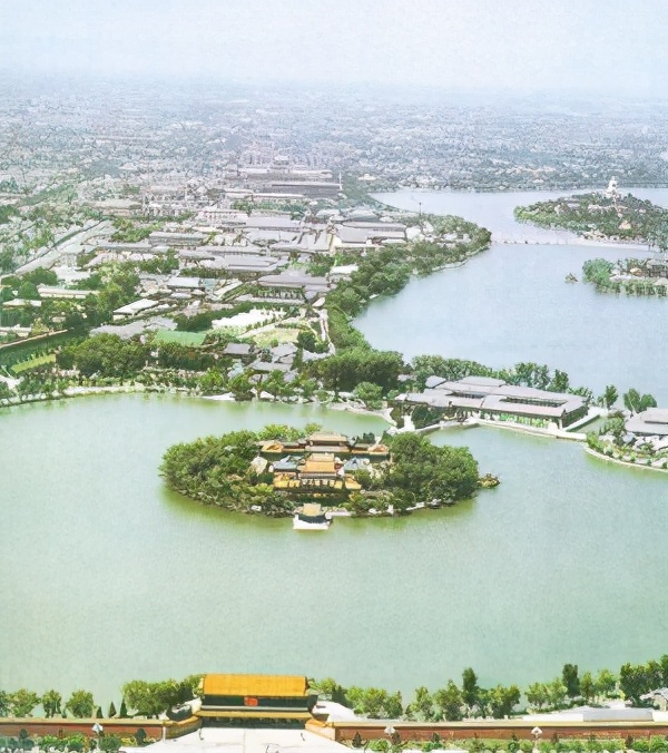 毛*东泽**上学时被校长记大过，建国后却给了他50万，其中有何缘由？