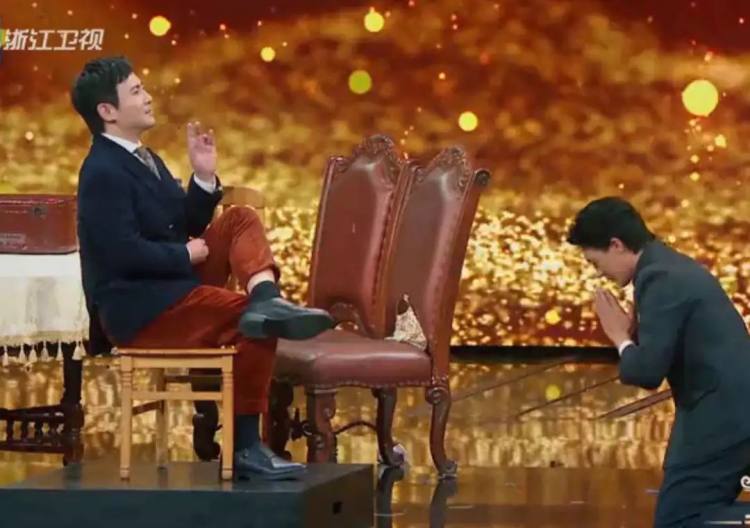 疯狂的外星人各演员片酬,疯狂的外星人去年不是演过吗