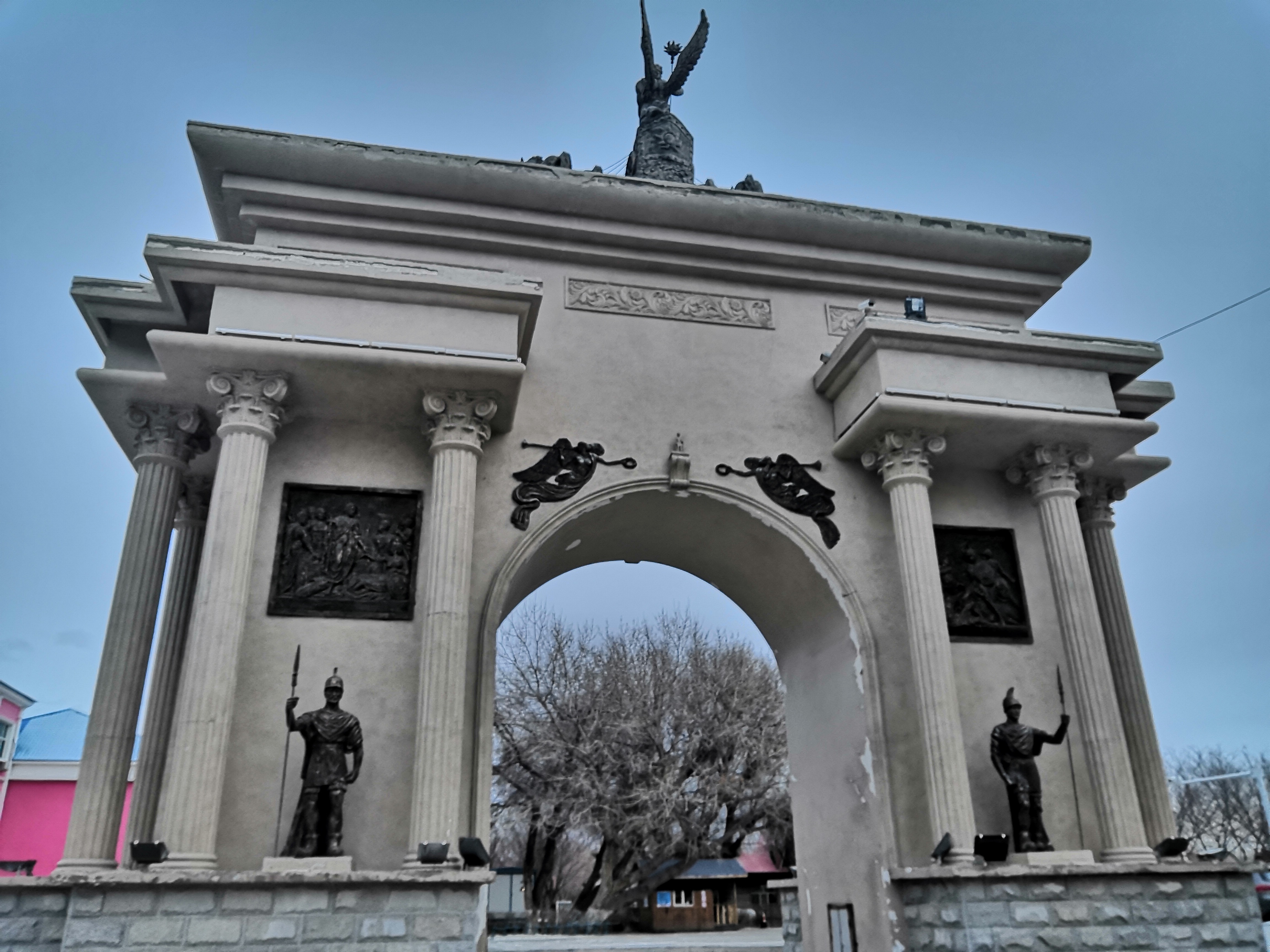 新疆北疆旅游攻略,南疆北疆旅游必去十大景点