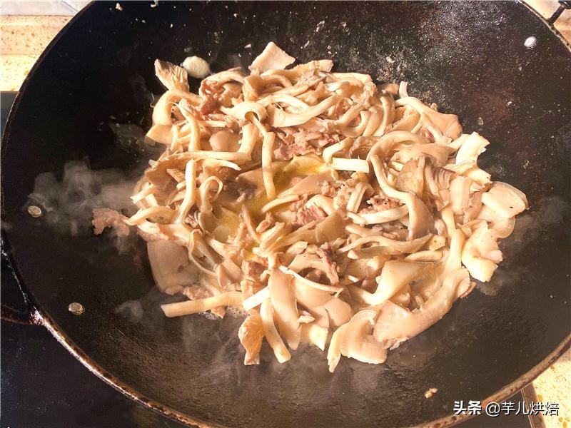 平菇肉片家常做法,平菇肉片做法教程