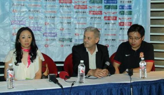 中国十大女老板身价,中国足坛两大美女老板