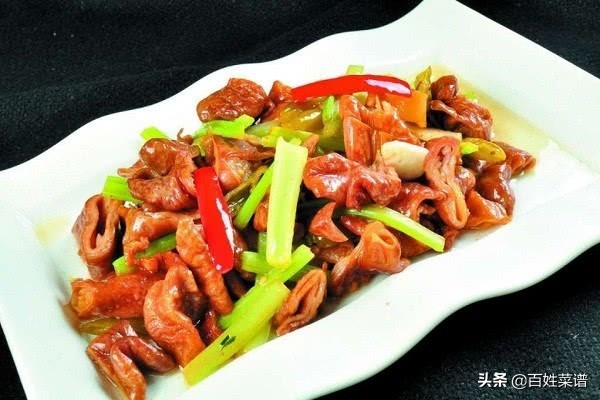 客家酸菜猪大肠怎么炒又脆又嫩,焯过水的猪大肠怎样炒又脆又嫩