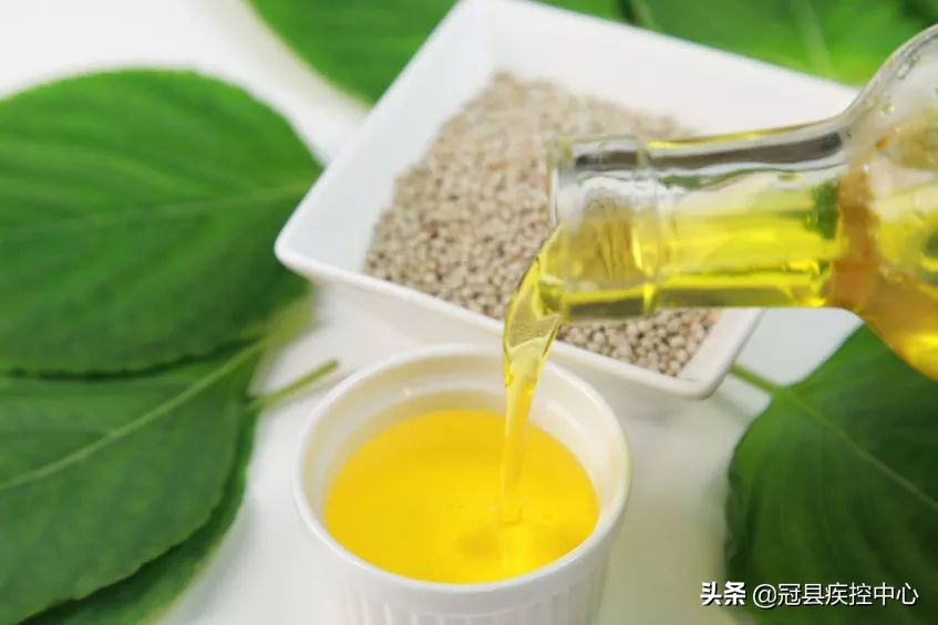 食用油花生油和大豆油哪个更健康,食用油花生油大豆油哪个好