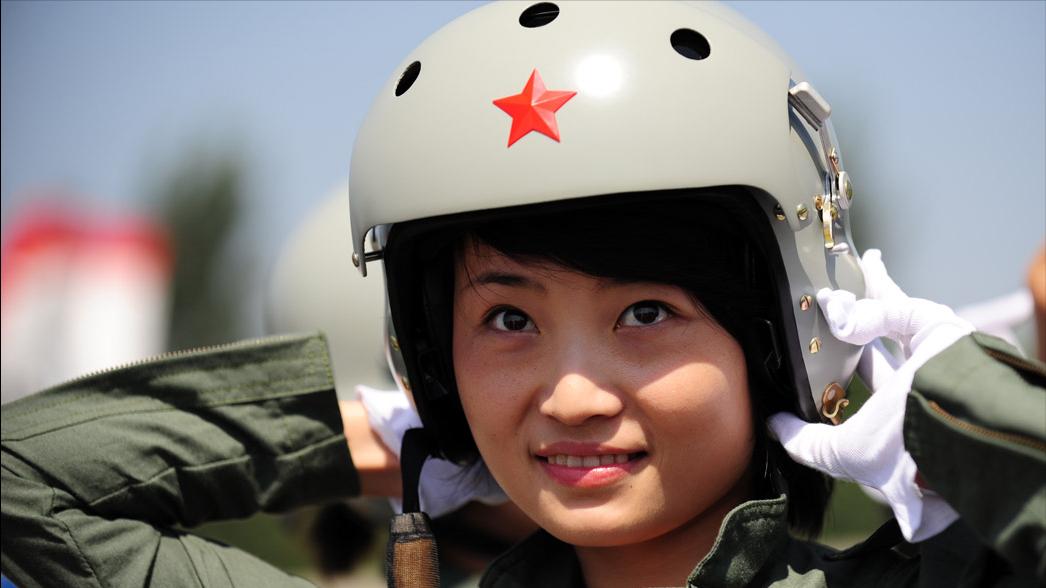 飞行训练时突发事故余旭跳伞失败,飞行员余旭跳伞了为什么没有成功