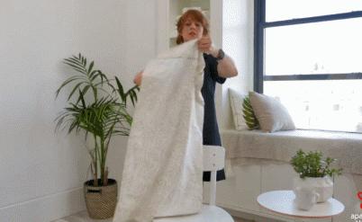 旧枕头套千万别扔掉,旧的枕头怎么处理可以直接扔掉吗