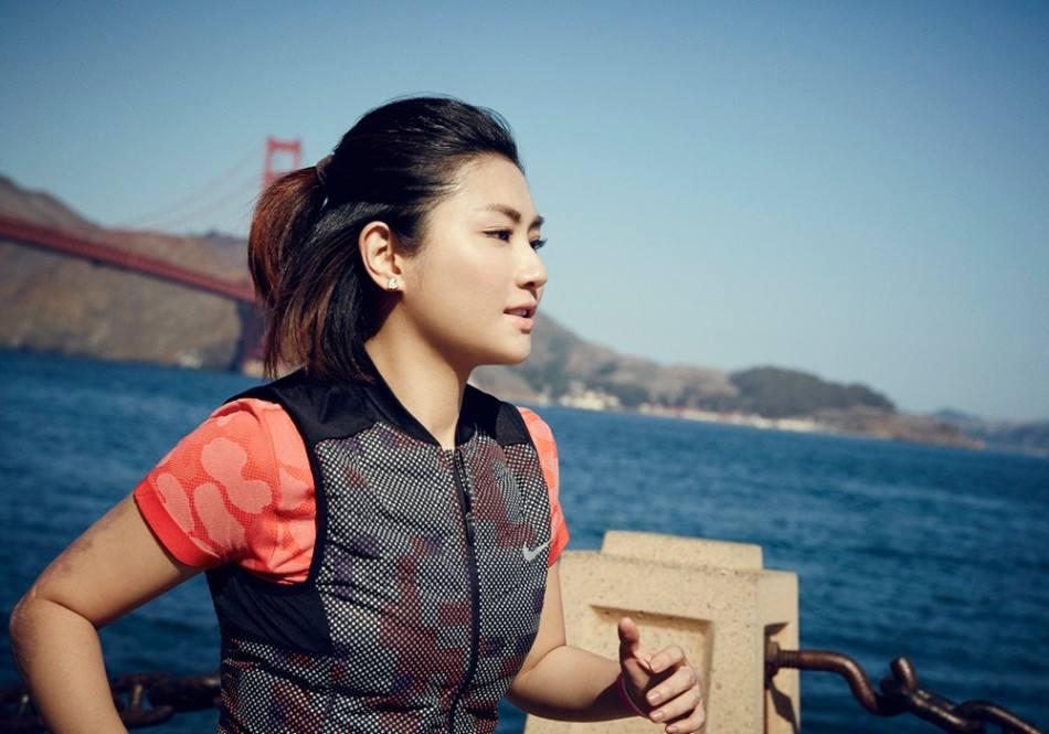 任家萱讲述烧伤经历,任家萱烧伤完整赔偿