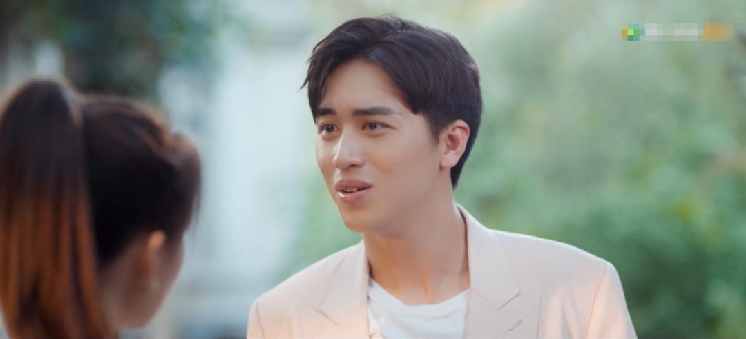 杨超越浪漫满屋解说,杨超越浪漫满屋完整版