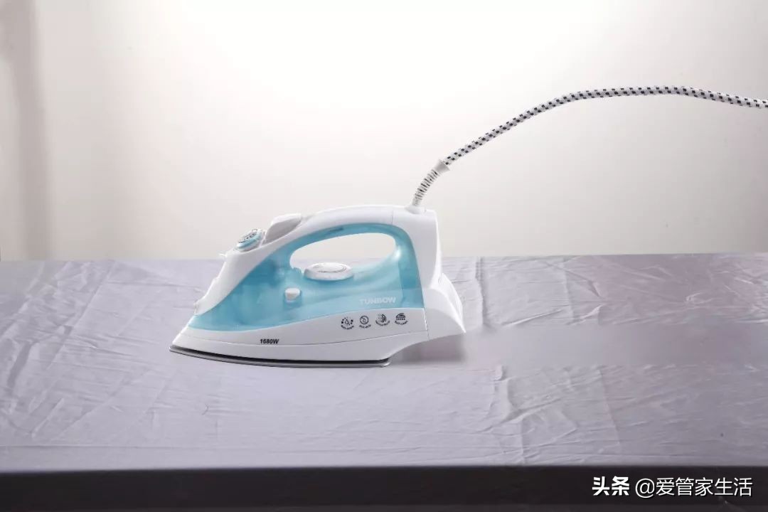 如何除衣服的火锅味,怎么用烘干机除衣服上的火锅味