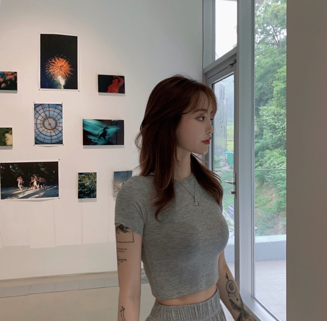 有层次披肩卷发,披肩发层次教程