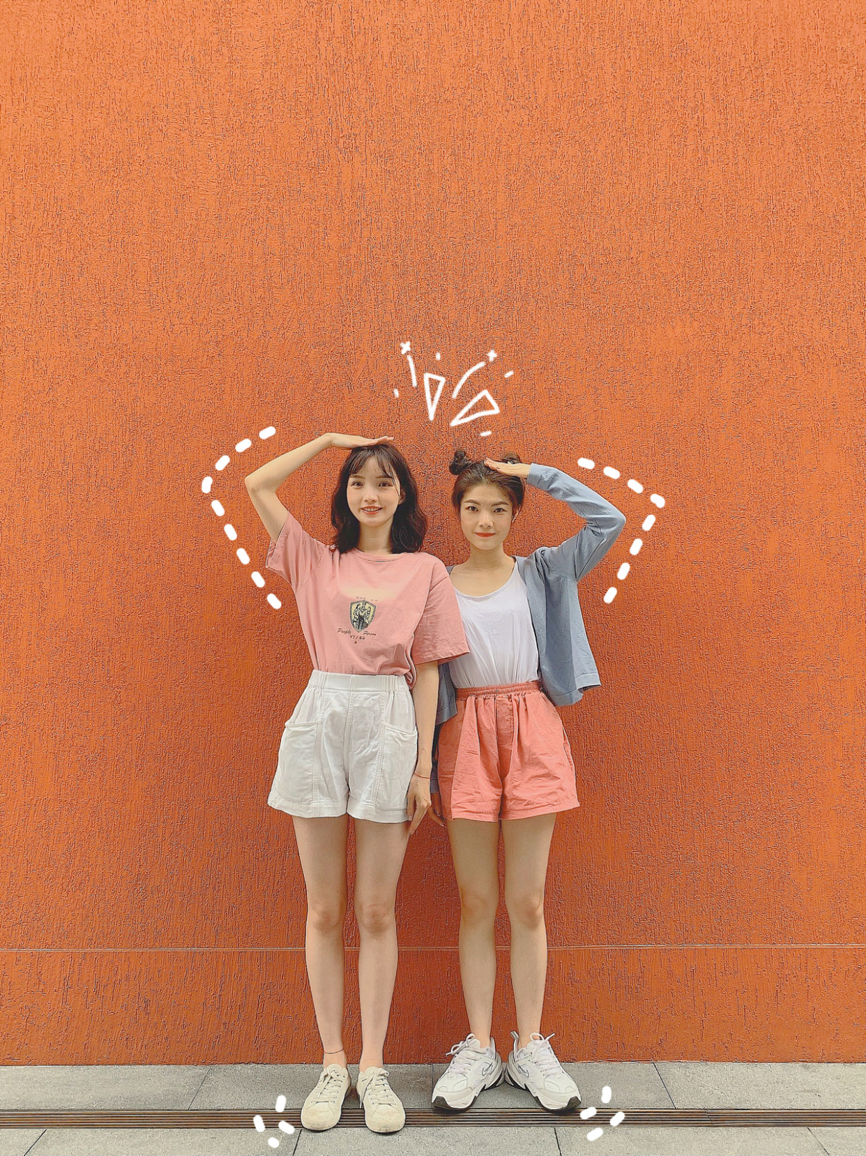 怎么拍出简单又好看的闺蜜照自拍,闺蜜照拍照姿势大全