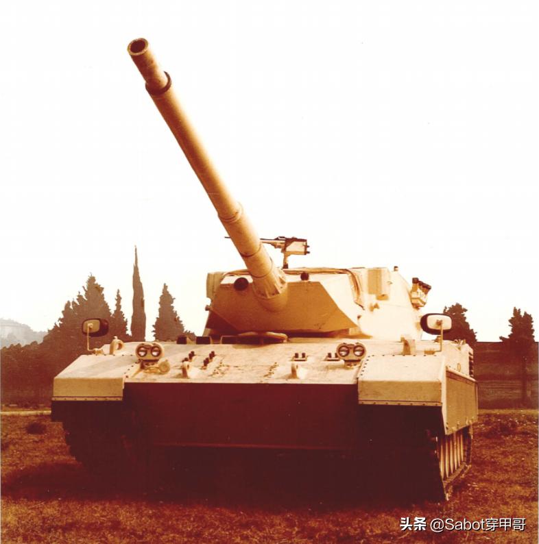 意大利犀牛主战坦克,北约国家装备的豹1主战坦克图片