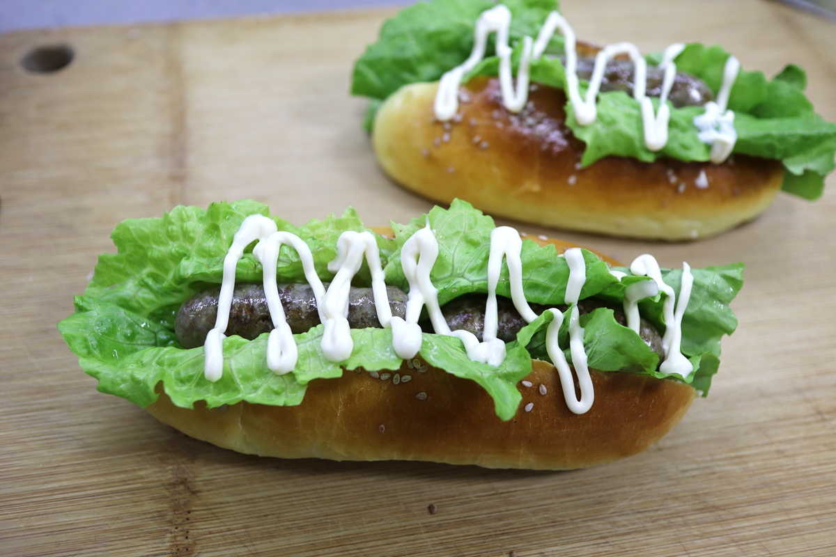 做面包快速出膜的方法,做面包的面团怎么才能揉出膜