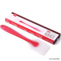 轻松玩烘焙想吃红遍四海八荒的肉松小贝可是又不想排队，自己做