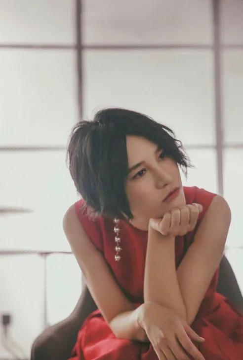 尚雯婕许飞pk谭维维投票,尚雯婕许飞谭维维谁唱功好