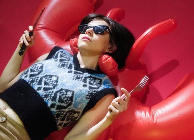 欧阳娜娜同款衣服牌子,欧阳娜娜淘宝同款衣服