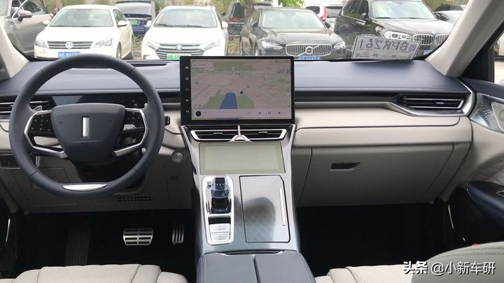 wey摩卡颜宇鹏试驾,wey摩卡最新试驾视频