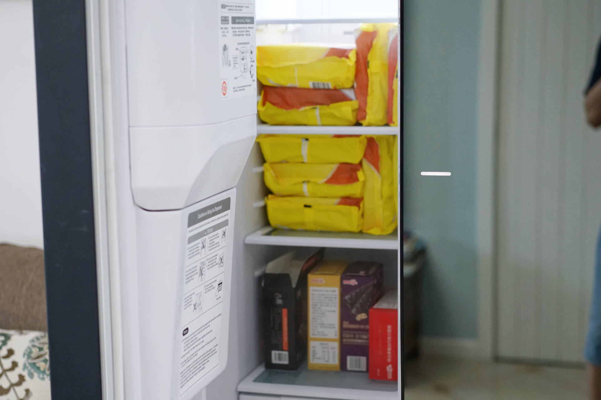 2000左右超高颜值冰箱,日立3200xc不出冰块怎么回事