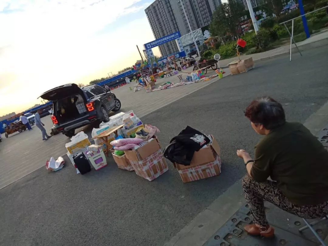 潢川97年美女,潢川女大学生回家创业