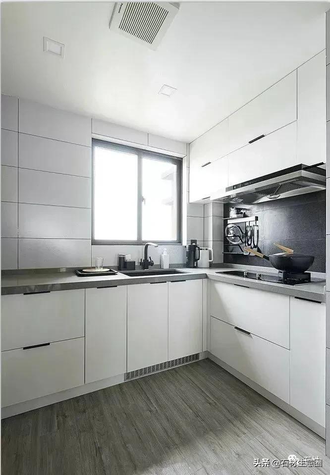 厨房灶台黑色白色柜子效果,黑灰色厨房灶台效果图