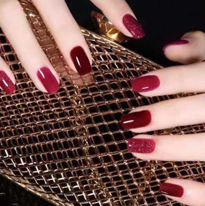 指甲油试色推荐,最火的甲油颜色显白的