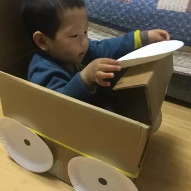 大人室内游戏大全活跃气氛坐着玩,超简单的室内小游戏