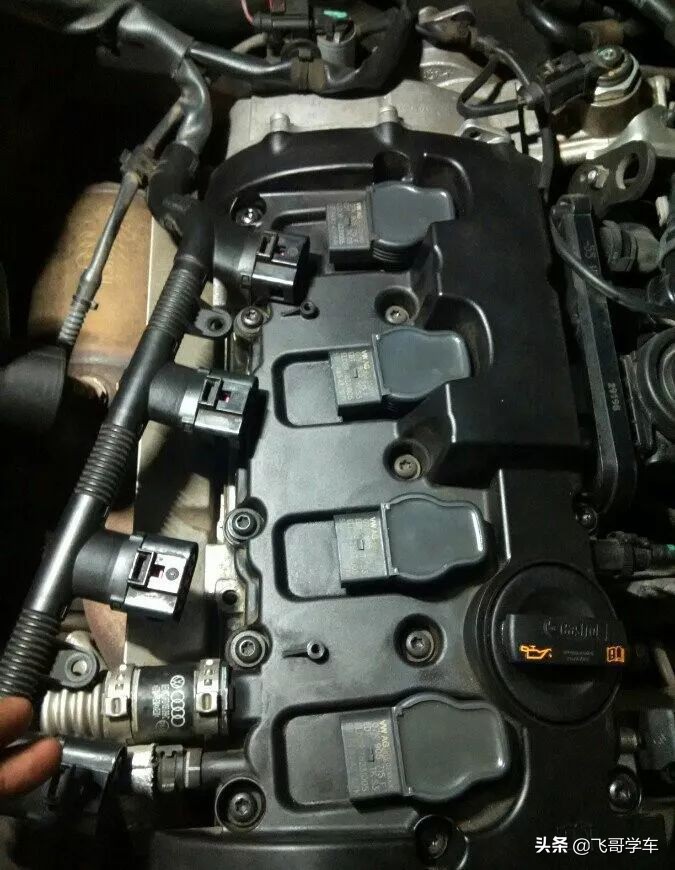 2011款2.0t奥迪a6l,最新款奥迪a6l更换火花塞教程