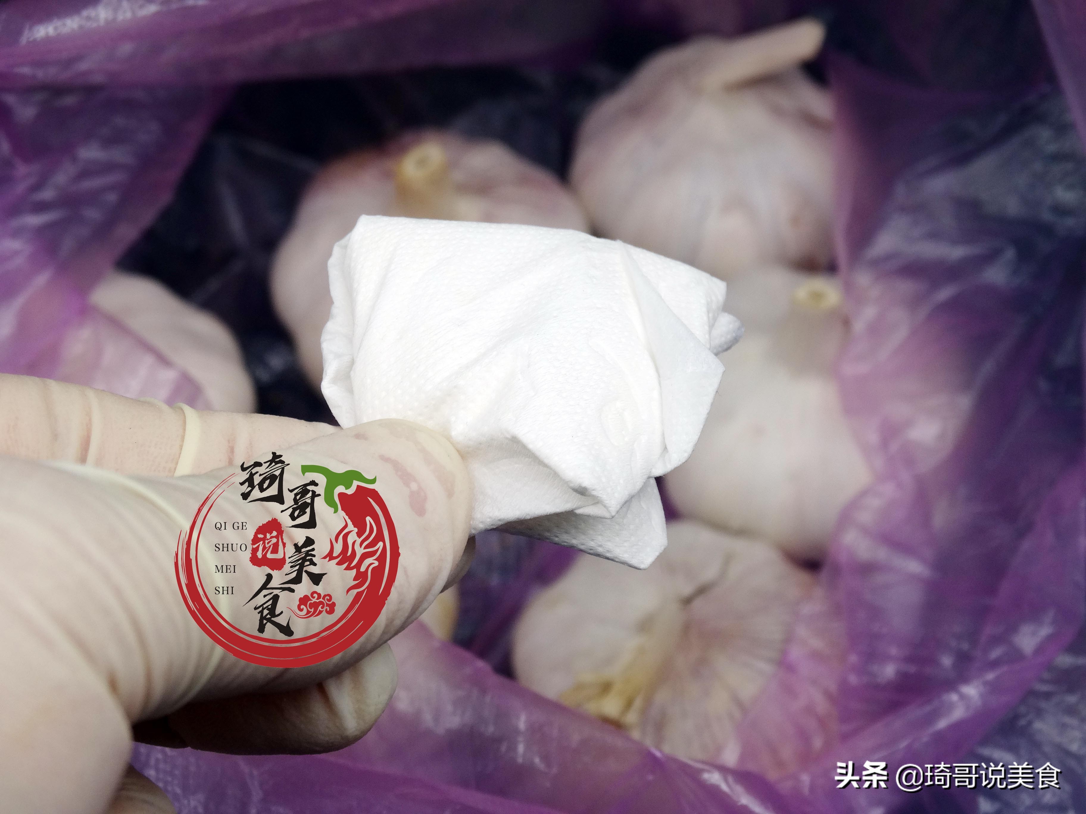 高温下怎样保存大蒜,天气热了大蒜头怎么保存