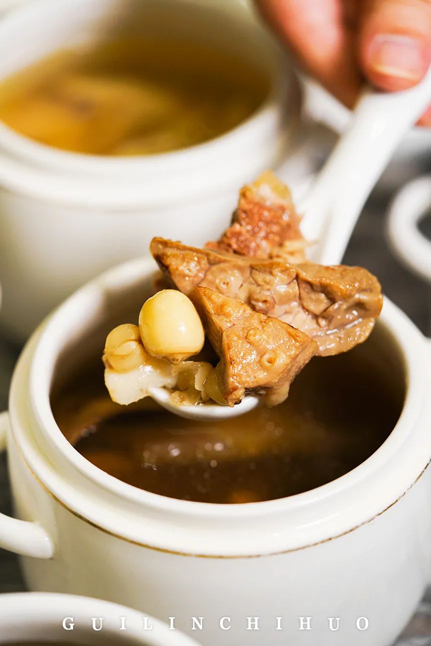 拿珍贵药材坐镇的养生汤馆,一碗隔水原盅炖汤,桂林也能喝到啦