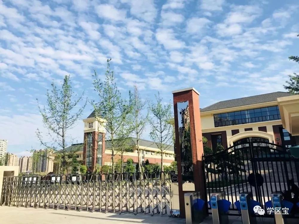 成都八里庄初中划片,成都龙泉驿初中划片