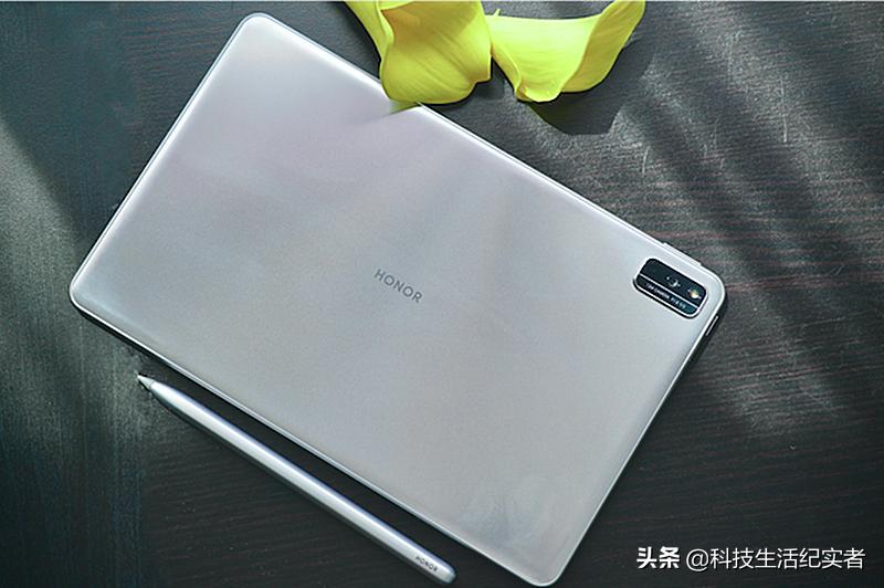 该不该买平板来打游戏,玩吃鸡的平板电脑哪款好