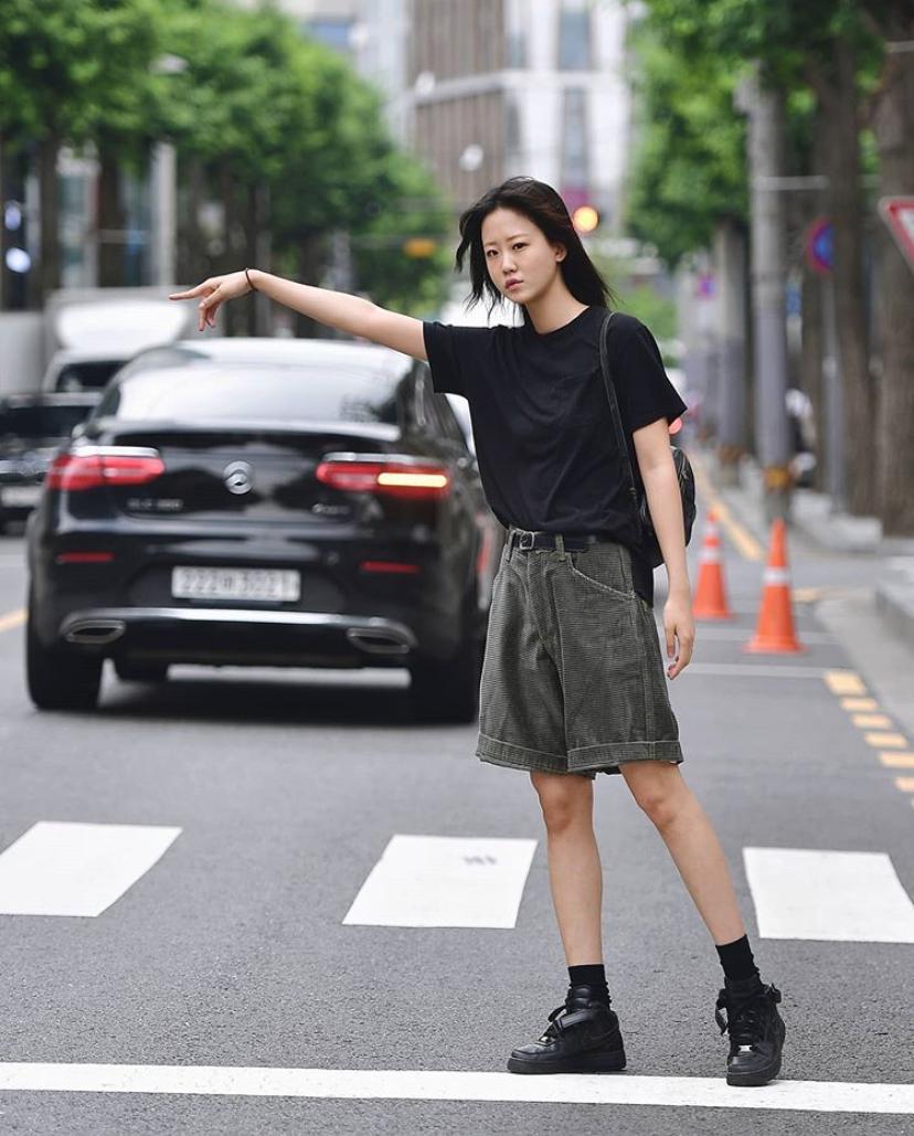 怎么穿搭出休闲干净的风格,时髦又清凉的穿搭方法