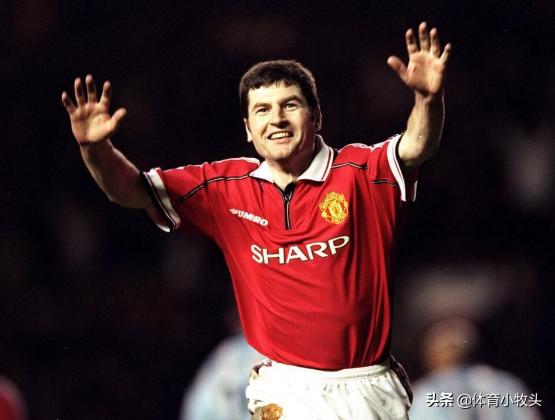 康纳麦格雷戈为什么没有打ufc300,康纳麦格雷戈ufc史上第一个双冠王