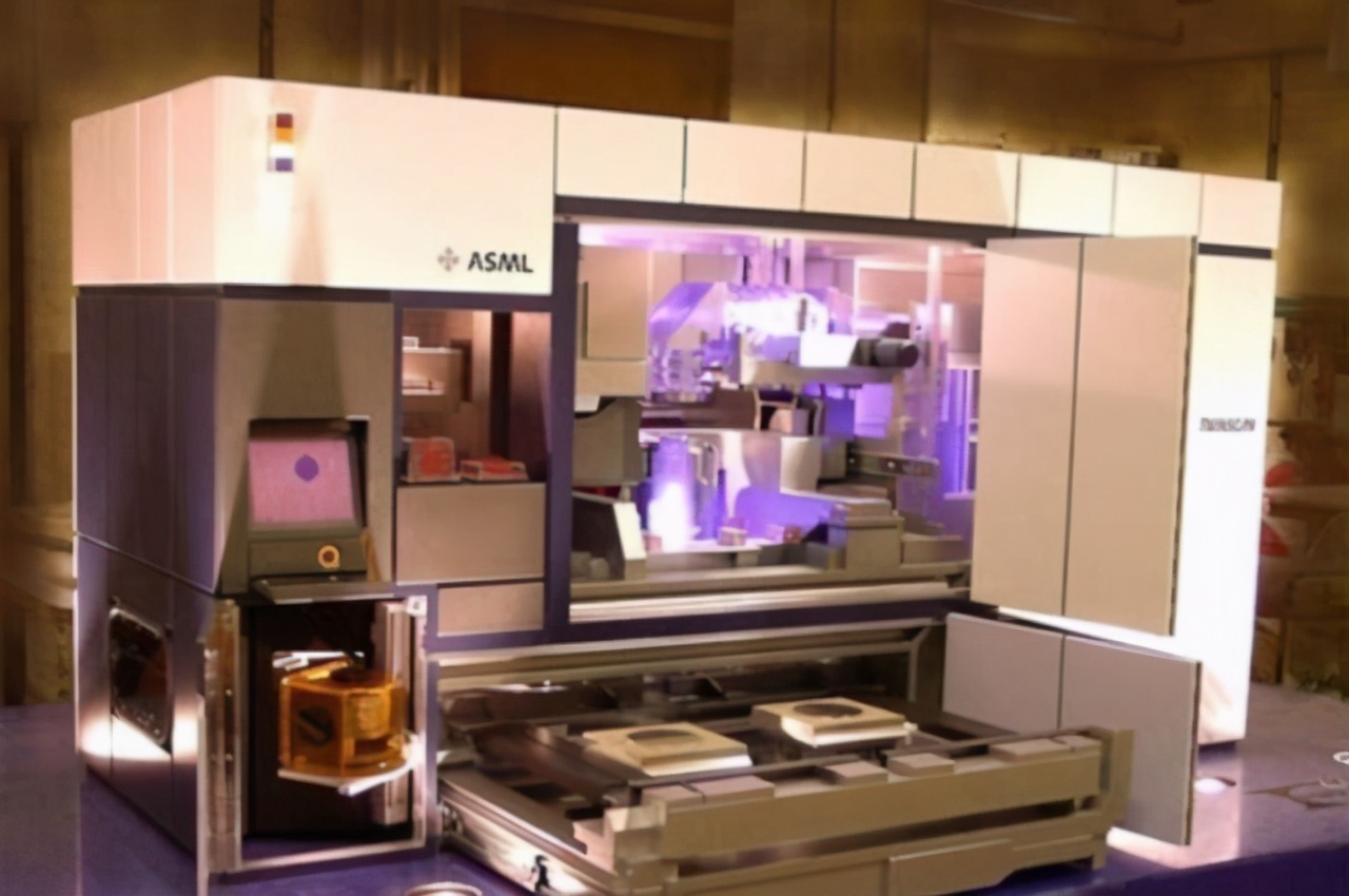 荷兰光刻机新突破,荷兰光刻机巨头中国业务