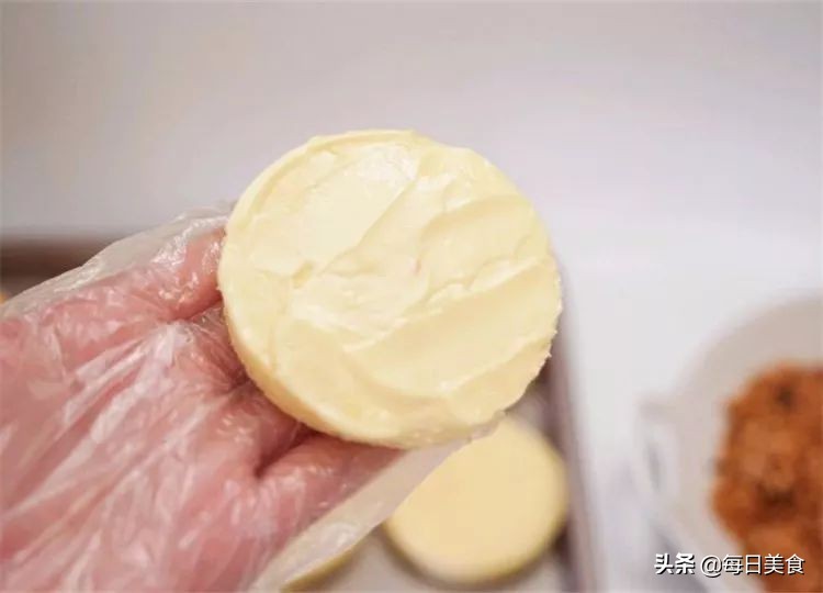 烘焙美食：肉松与肉松面包，人气网红，吃货无敌