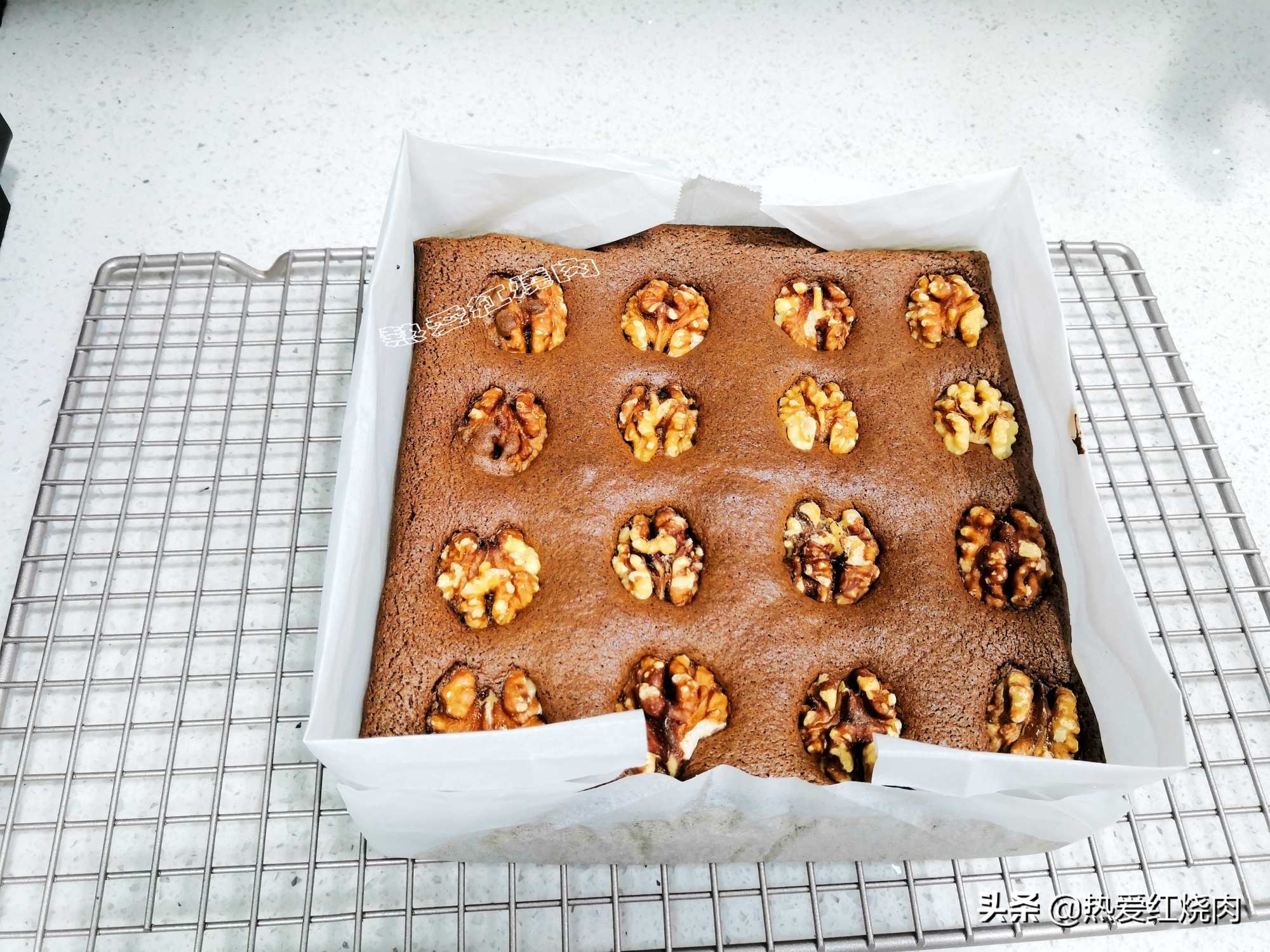 开口红糖枣糕怎么做,普通面粉红糖枣糕最正确的做法