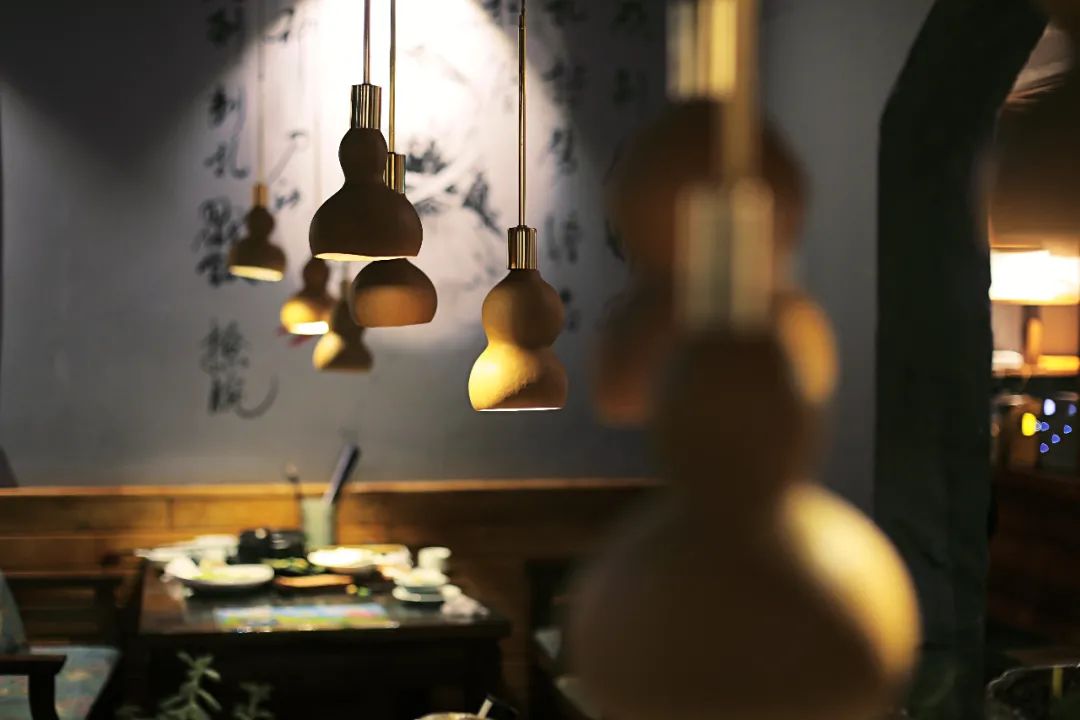 云南大理古城逛吃,大理好吃的特产哪里买最便宜