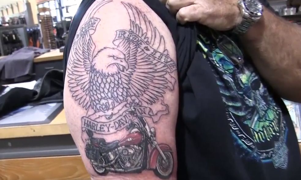 哈雷摩托车是信仰,哈雷摩托怎样合法上路