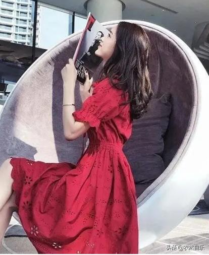 新焦点一种裙：“奶油裙”！上身轻薄不沾身，40°高温都不热