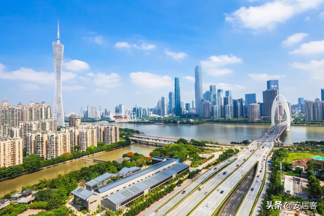 未来十年直播电商发展,万亿市场如何布局