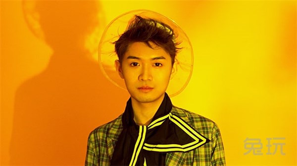 撩队友女友还骂人？王者荣耀当红主播梦飞现身道歉却被网友喷虚伪