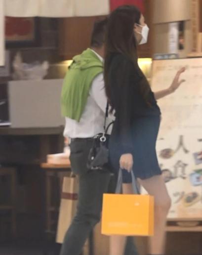 挺孕肚的女星,挺孕肚参加综艺