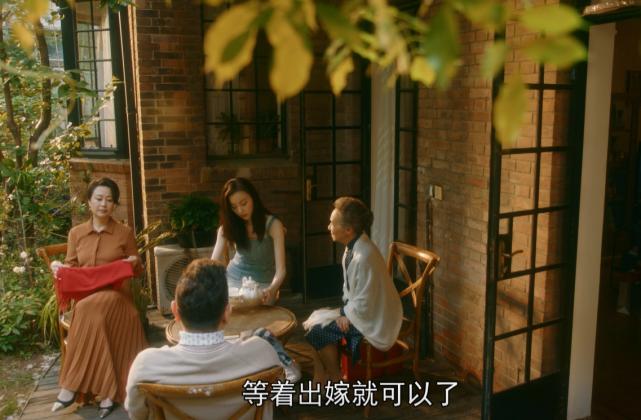 住上海老洋房,穷的只能戴钻戒,扒一扒剧中刘诗诗的家境有多富