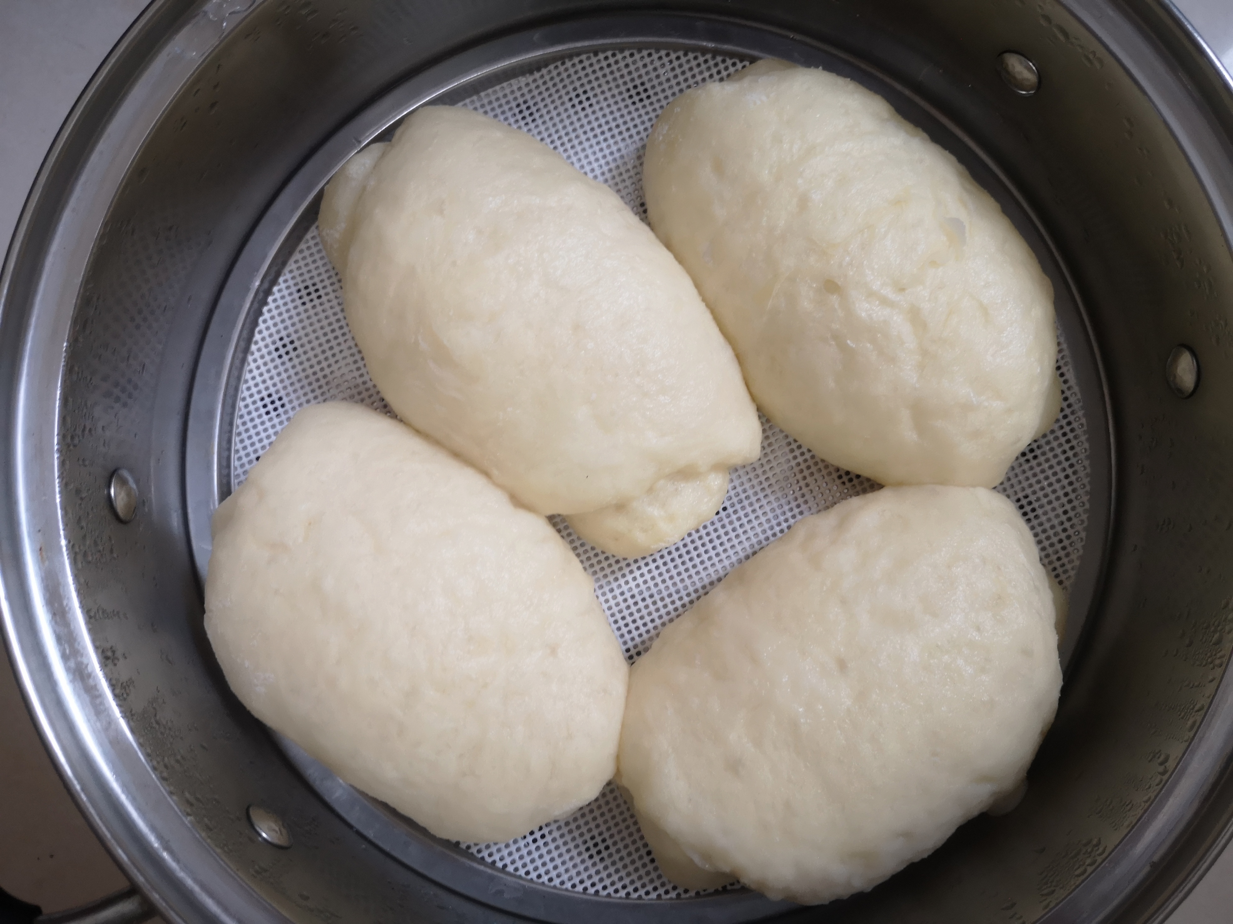 什么高筋面粉最适合做面包,面包只有高筋面粉才能做出来吗