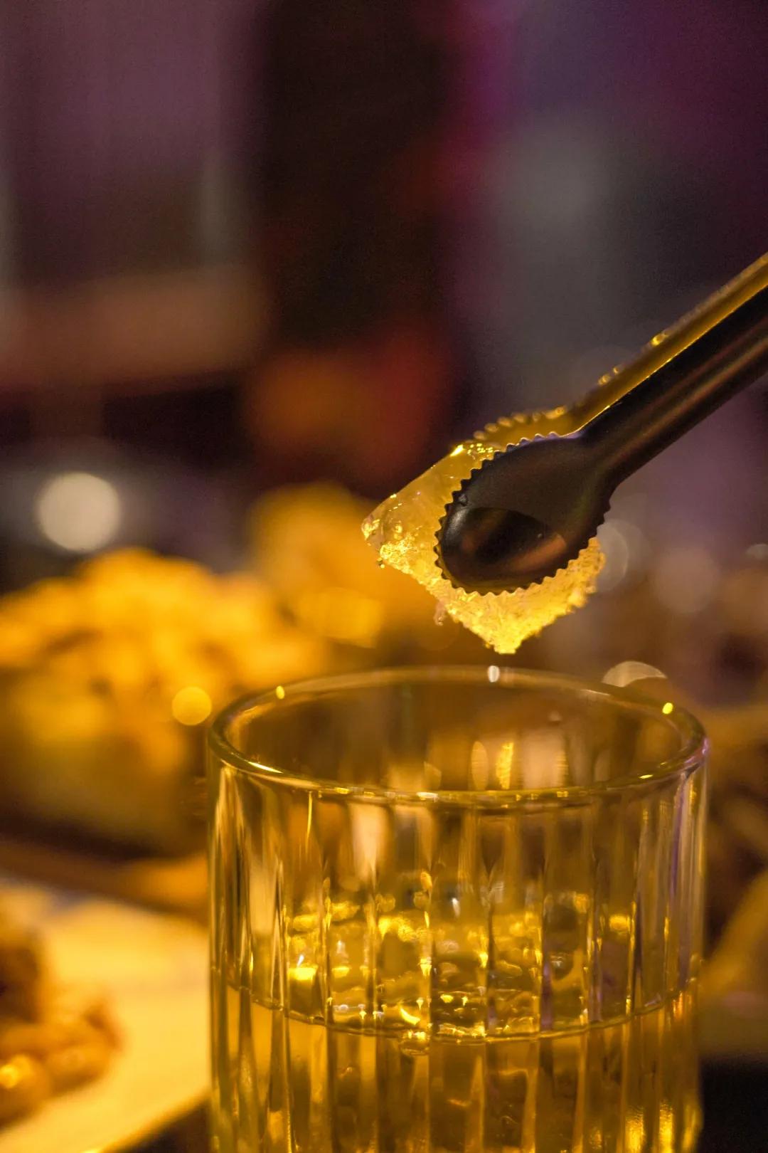 夜色下的乌鲁木齐，有你不知道的浪漫爵士演绎bar