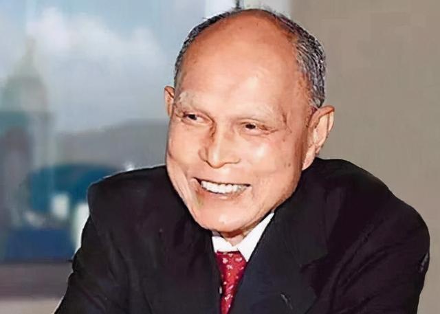 霍英东：不怕威胁助中国体育重返世界，*安门天**上为祖国痛哭流涕