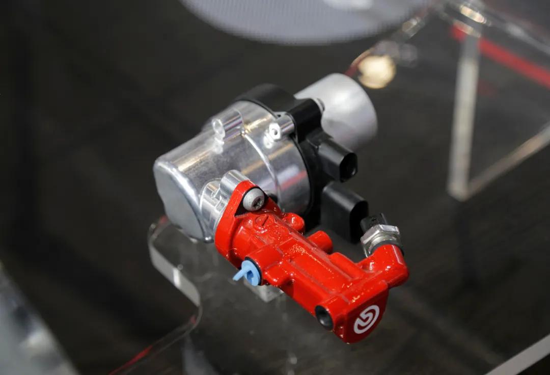 电动车刹车推荐前后鼓刹,电动车布雷博后碟刹安装教程