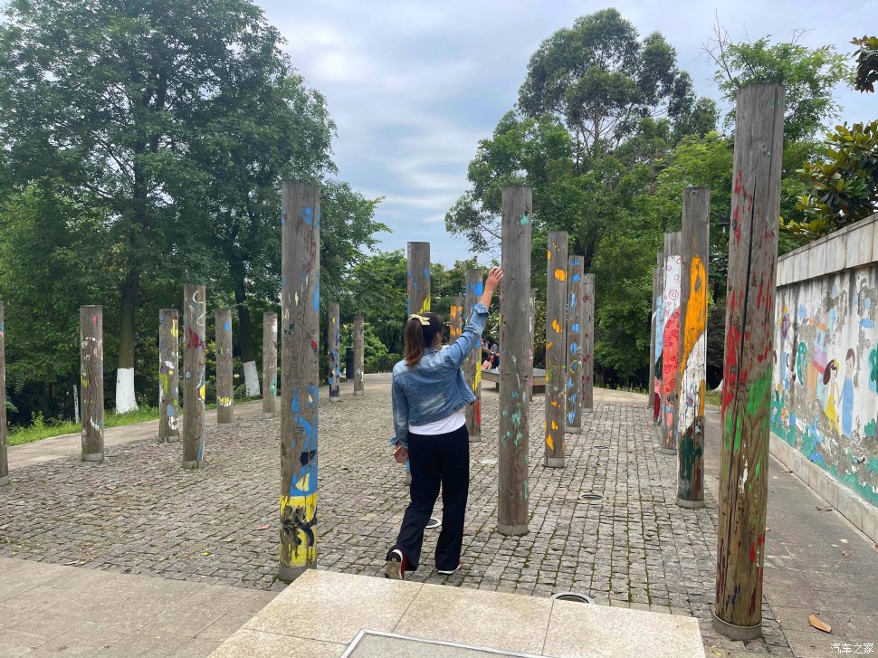 成都凤凰山公园可以爬山吗,成都凤凰山公园有什么好玩的