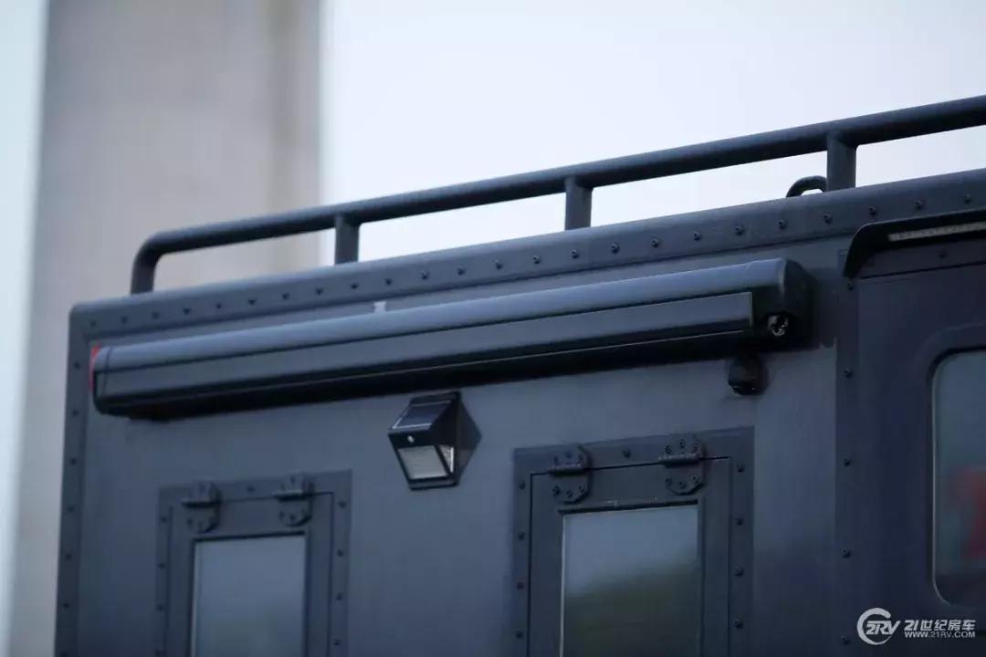 四驱带差速锁越野原厂房车,低顶四驱越野房车介绍